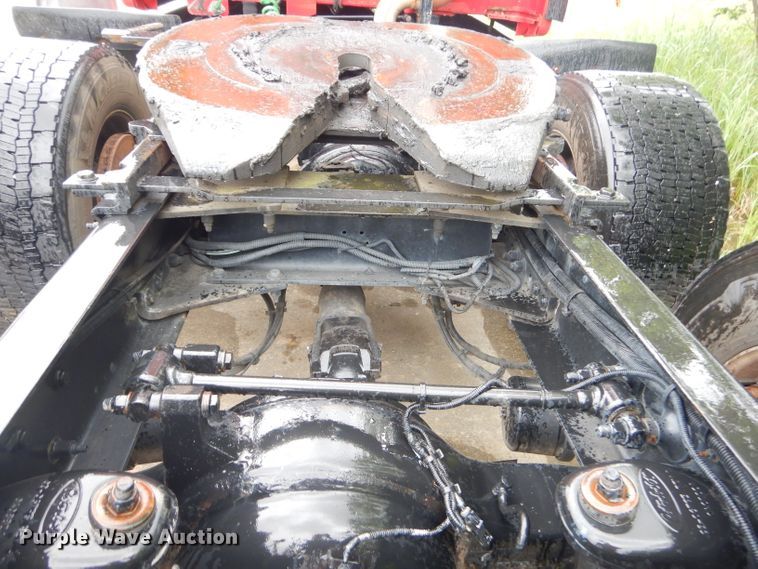 image for item GP9149 2011 Peterbilt 387  truck tractor