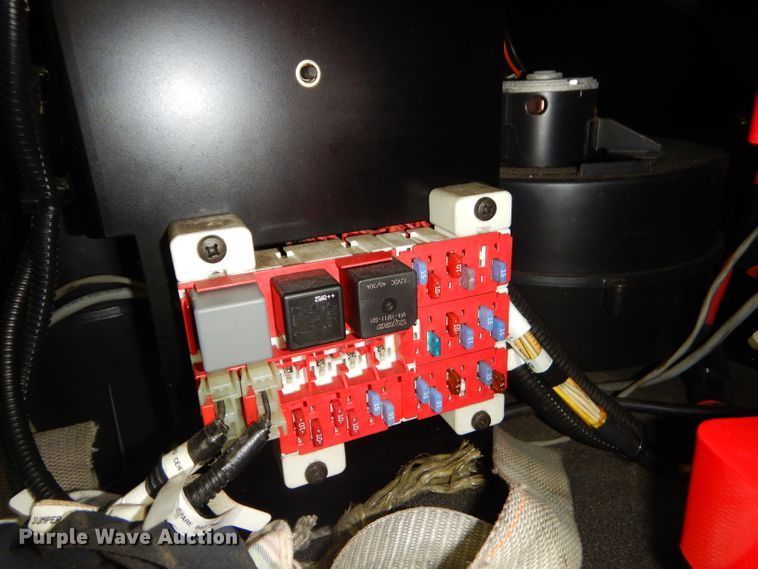 image for item GP9149 2011 Peterbilt 387  truck tractor