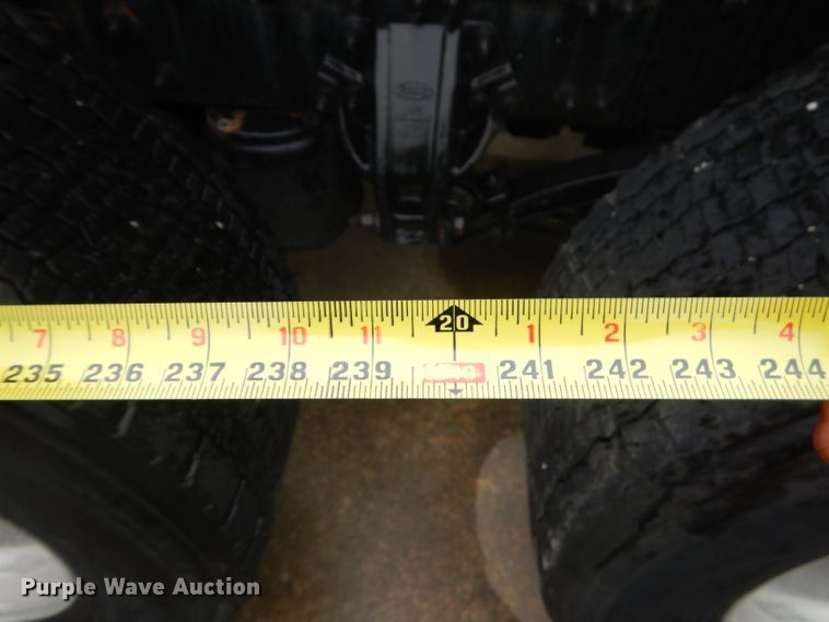 image for item GP9149 2011 Peterbilt 387  truck tractor