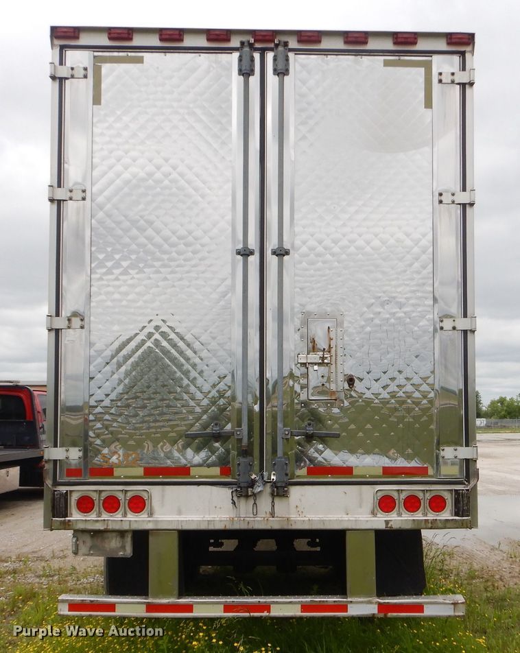image for item GP9200 2006 Wabash refrigerated van trailer