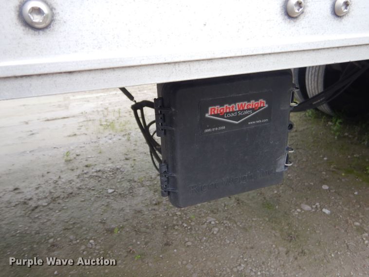 image for item GP9200 2006 Wabash refrigerated van trailer