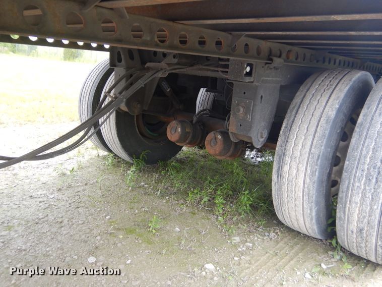 image for item GP9200 2006 Wabash refrigerated van trailer