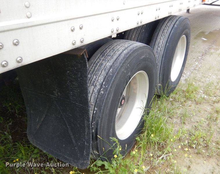 image for item GP9200 2006 Wabash refrigerated van trailer