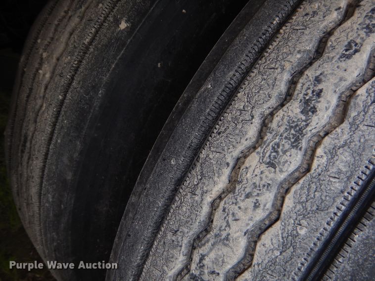 image for item GP9200 2006 Wabash refrigerated van trailer