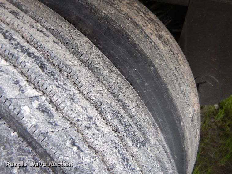 image for item GP9200 2006 Wabash refrigerated van trailer