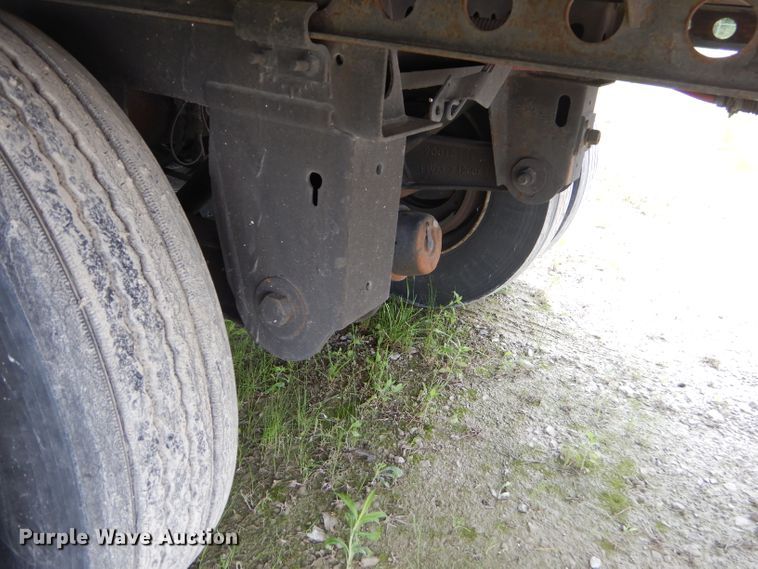 image for item GP9200 2006 Wabash refrigerated van trailer