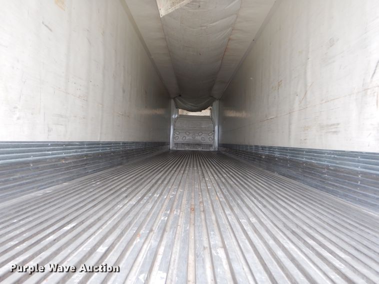 image for item GP9200 2006 Wabash refrigerated van trailer