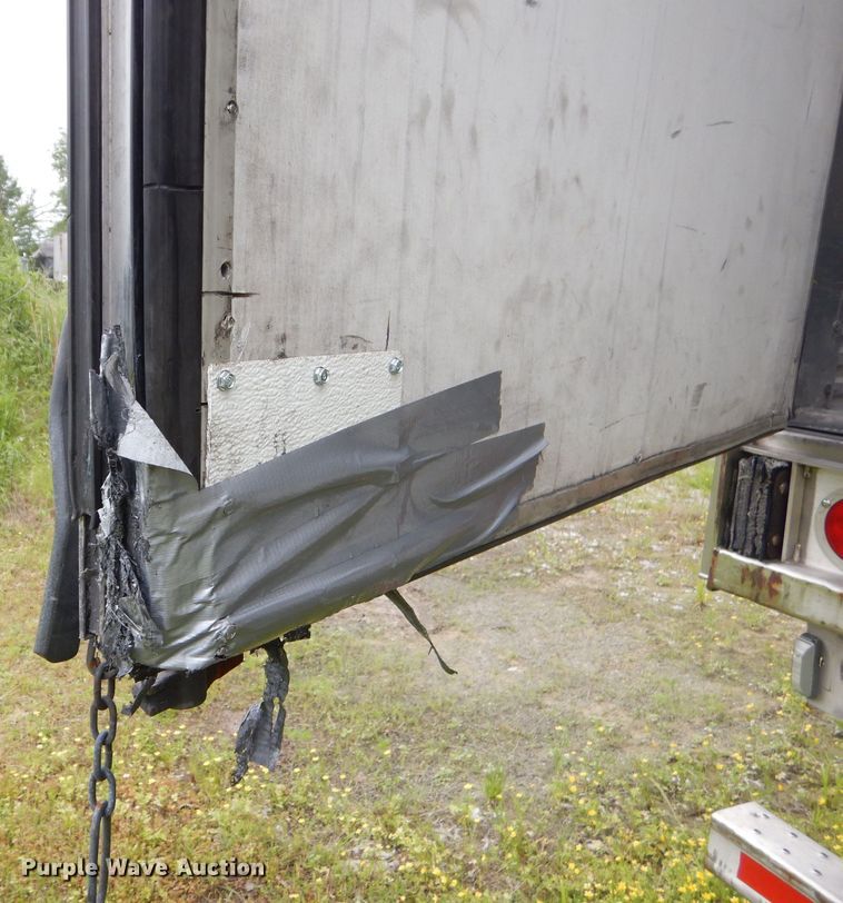 image for item GP9200 2006 Wabash refrigerated van trailer