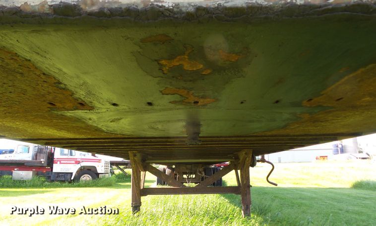 image for item GX9095 1989 Fruehauf FBX-F2-45 dry van trailer