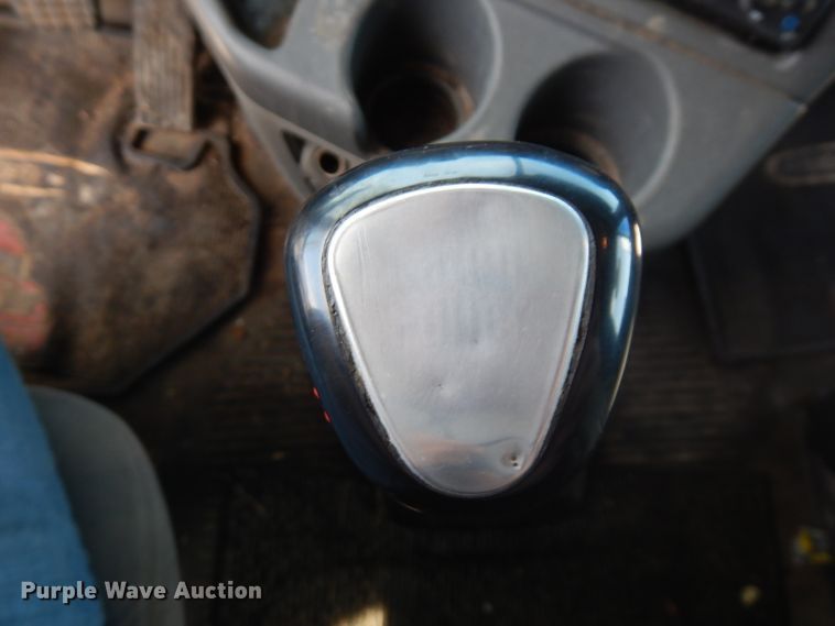 image for item HG9003 2006 Freightliner Columbia  semi truck