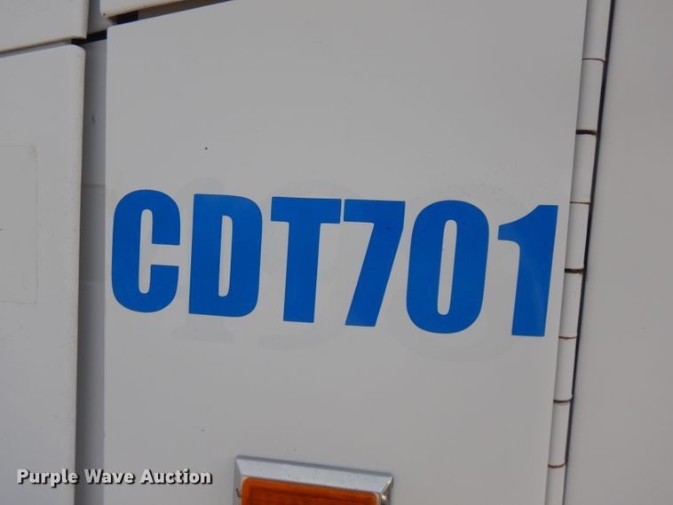 image for item HG9003 2006 Freightliner Columbia  semi truck