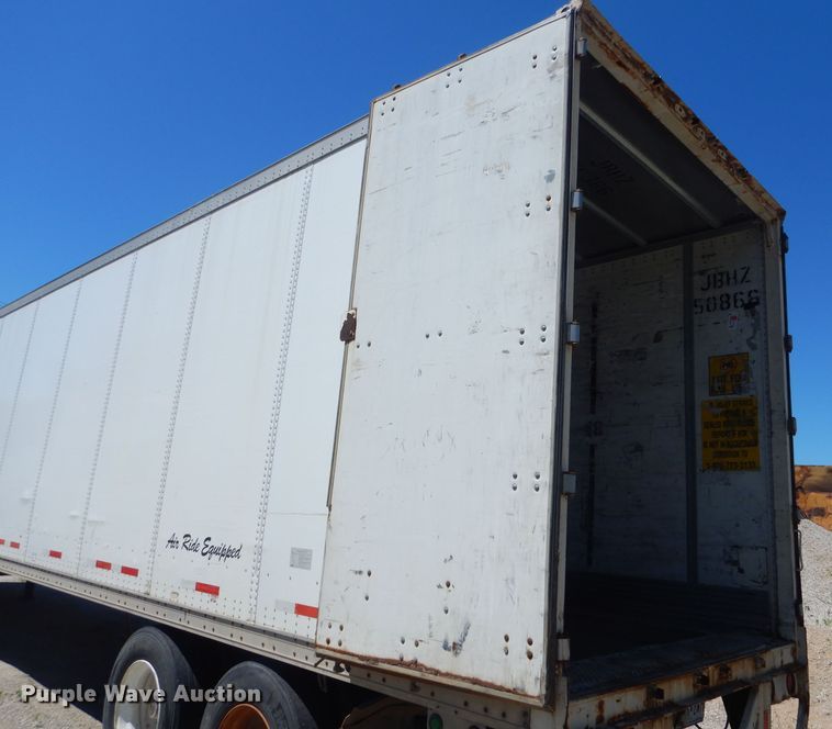 image for item HM9523 2002 Wabash dry van trailer