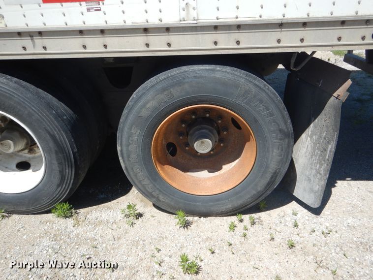 image for item HM9523 2002 Wabash dry van trailer