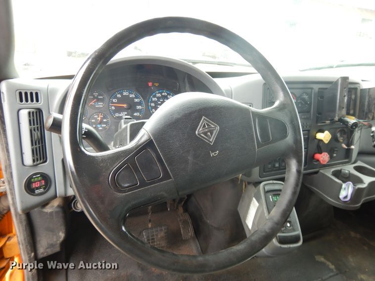 image for item DE5771 2007 International 7400  dump truck