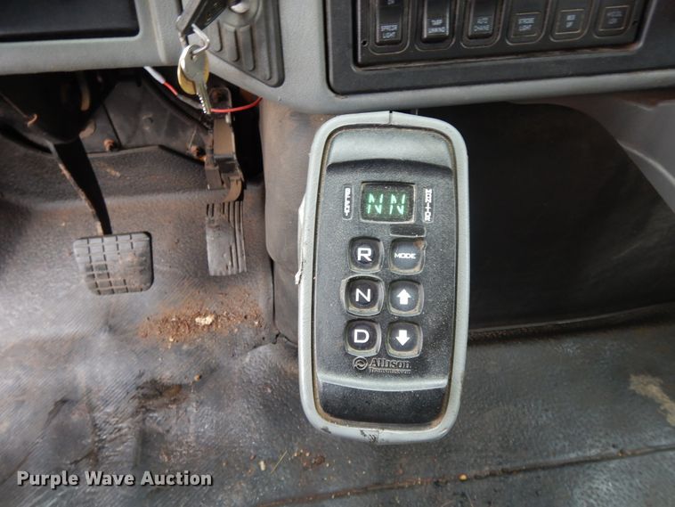 image for item DE5771 2007 International 7400  dump truck