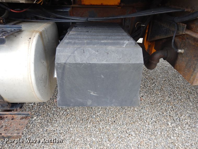 image for item DE5771 2007 International 7400  dump truck