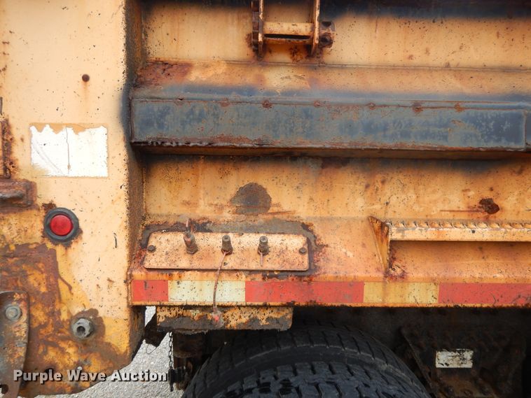 image for item DE5771 2007 International 7400  dump truck