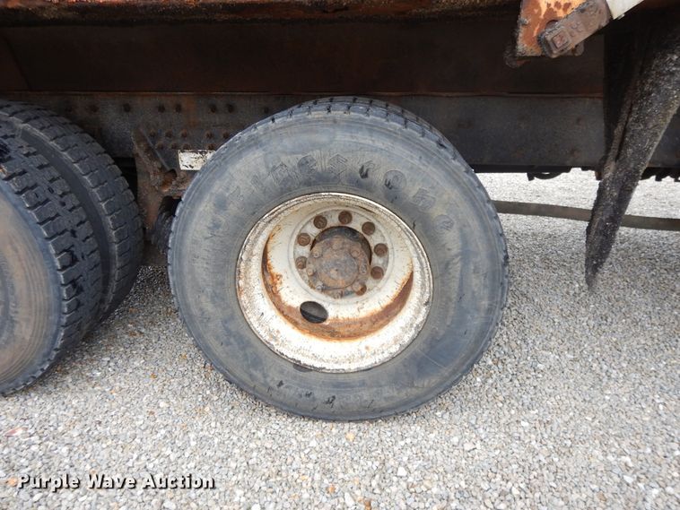 image for item DE5771 2007 International 7400  dump truck