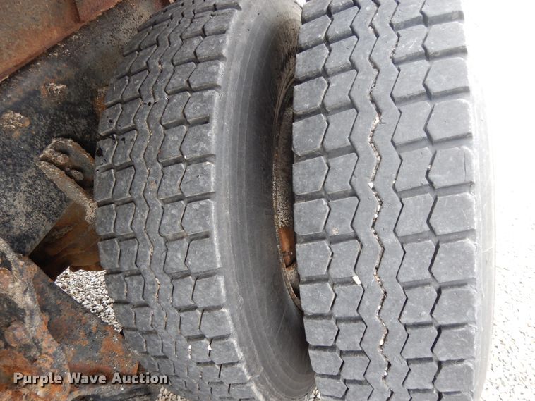 image for item DE5771 2007 International 7400  dump truck