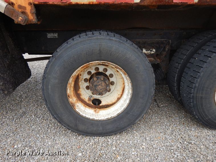 image for item DE5771 2007 International 7400  dump truck