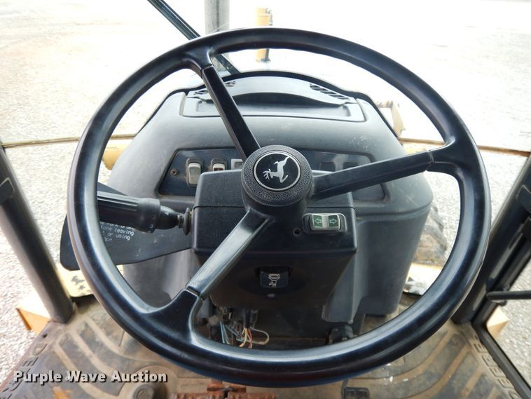 image for item DE5772 2005 John Deere 410G  backhoe