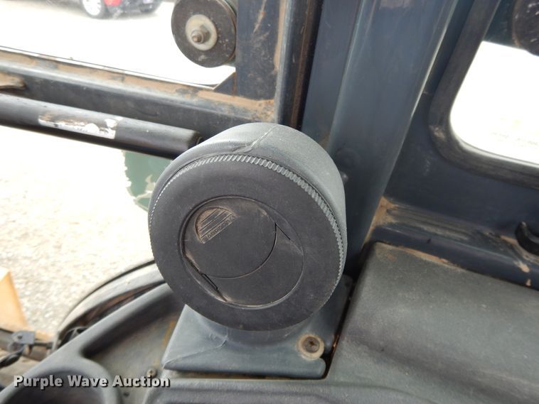 image for item DE5772 2005 John Deere 410G  backhoe