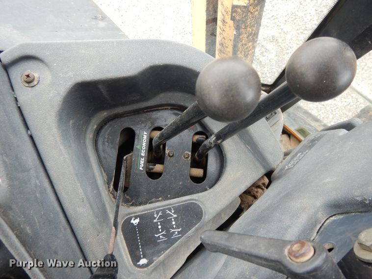 image for item DE5772 2005 John Deere 410G  backhoe