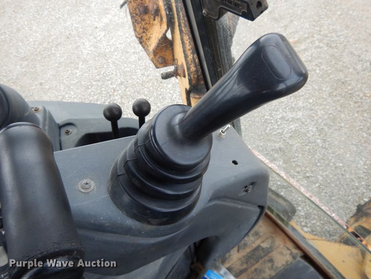 image for item DE5772 2005 John Deere 410G  backhoe