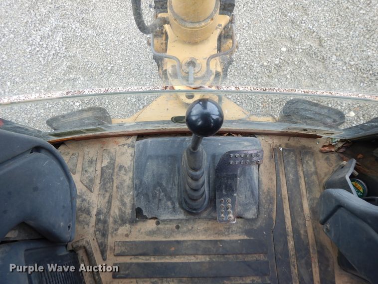 image for item DE5772 2005 John Deere 410G  backhoe