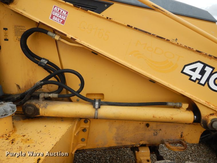 image for item DE5772 2005 John Deere 410G  backhoe