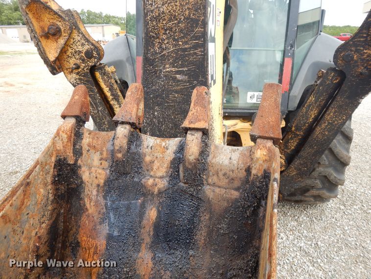 image for item DE5772 2005 John Deere 410G  backhoe