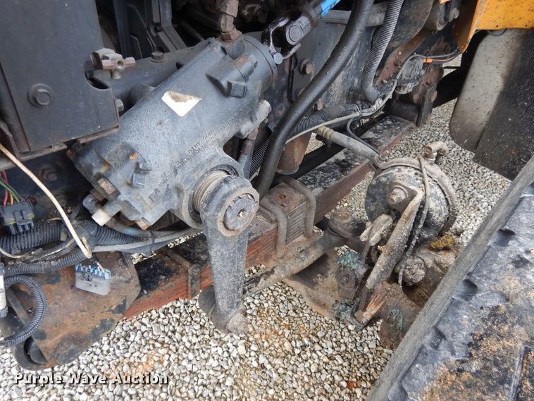 image for item DE5773 2006 International 7400  dump truck