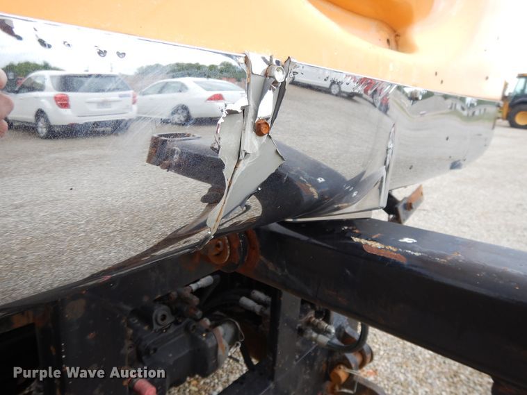 image for item DE5773 2006 International 7400  dump truck