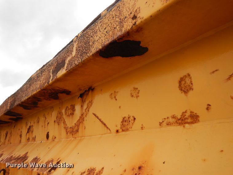 image for item DE5773 2006 International 7400  dump truck