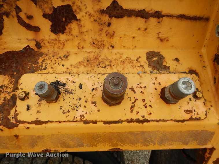 image for item DE5773 2006 International 7400  dump truck