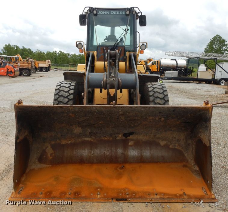 image for item DE5774 2006 John Deere 444J  wheel loader