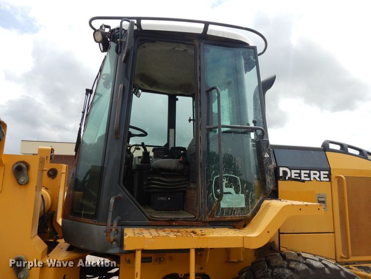 image for item DE5774 2006 John Deere 444J  wheel loader