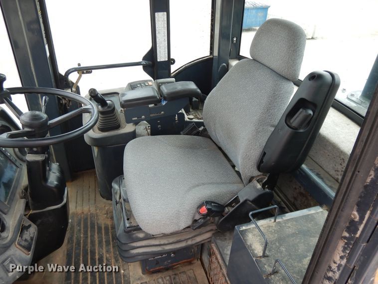 image for item DE5774 2006 John Deere 444J  wheel loader