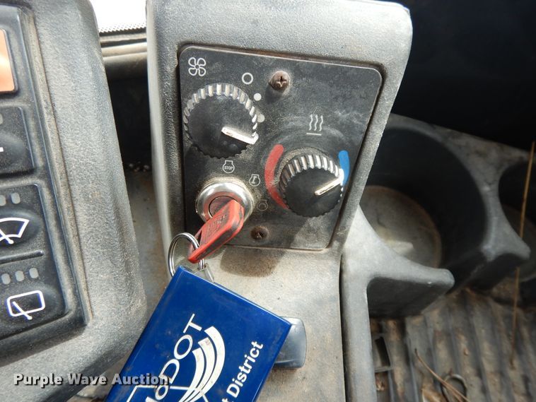 image for item DE5774 2006 John Deere 444J  wheel loader