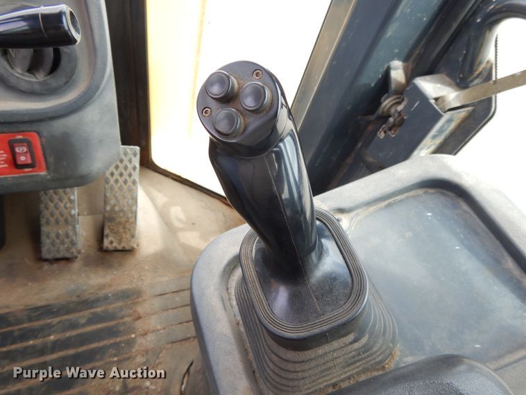 image for item DE5774 2006 John Deere 444J  wheel loader