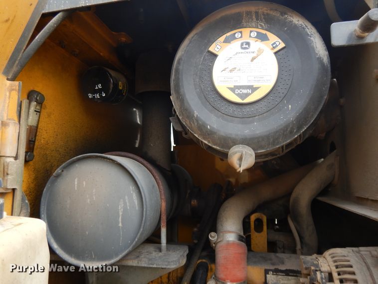 image for item DE5774 2006 John Deere 444J  wheel loader