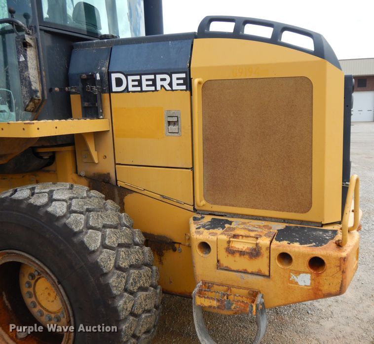 image for item DE5774 2006 John Deere 444J  wheel loader