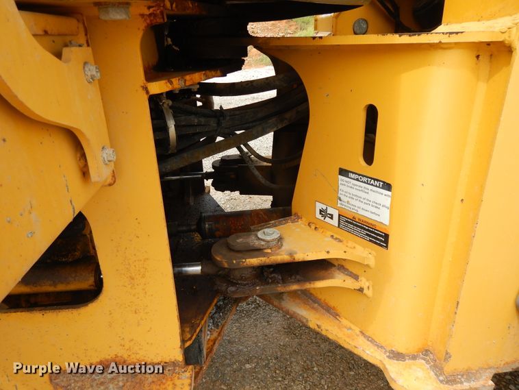 image for item DE5774 2006 John Deere 444J  wheel loader