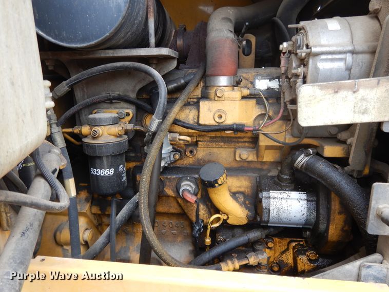 image for item DE5775 2004 John Deere 444J  wheel loader