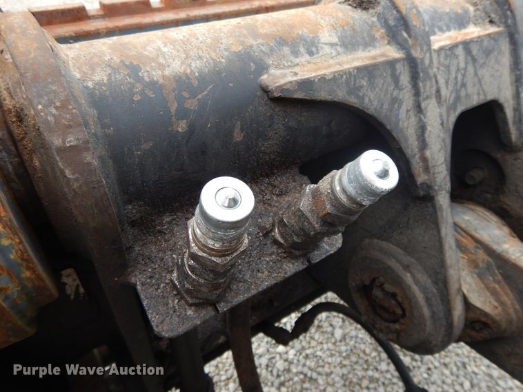 image for item DE5775 2004 John Deere 444J  wheel loader