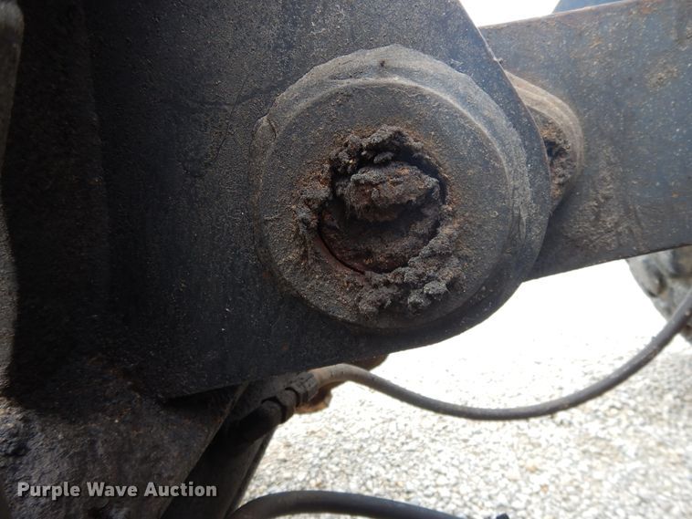 image for item DE5775 2004 John Deere 444J  wheel loader