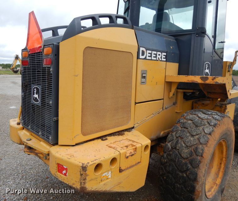 image for item DE5775 2004 John Deere 444J  wheel loader