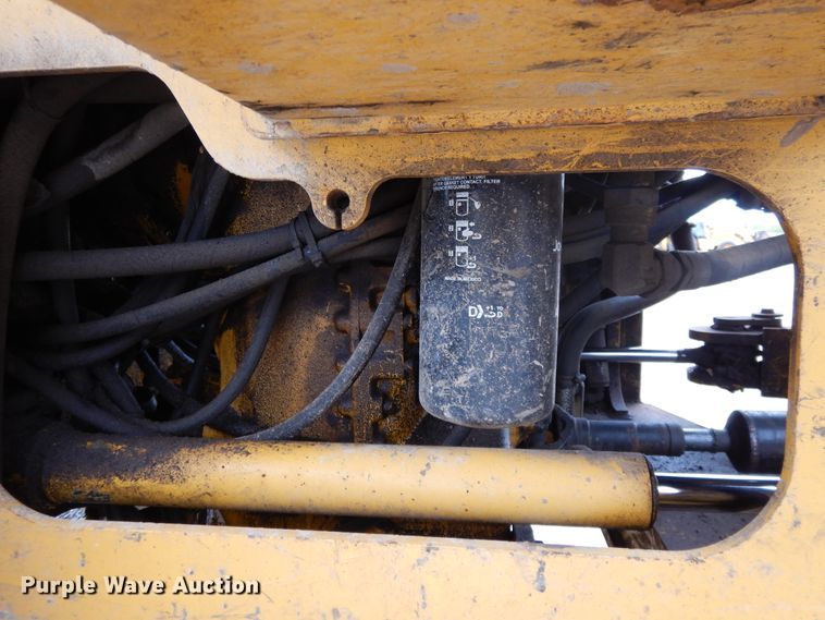 image for item DE5775 2004 John Deere 444J  wheel loader