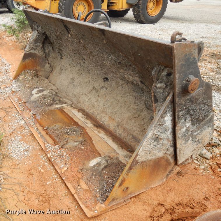 image for item DE5775 2004 John Deere 444J  wheel loader