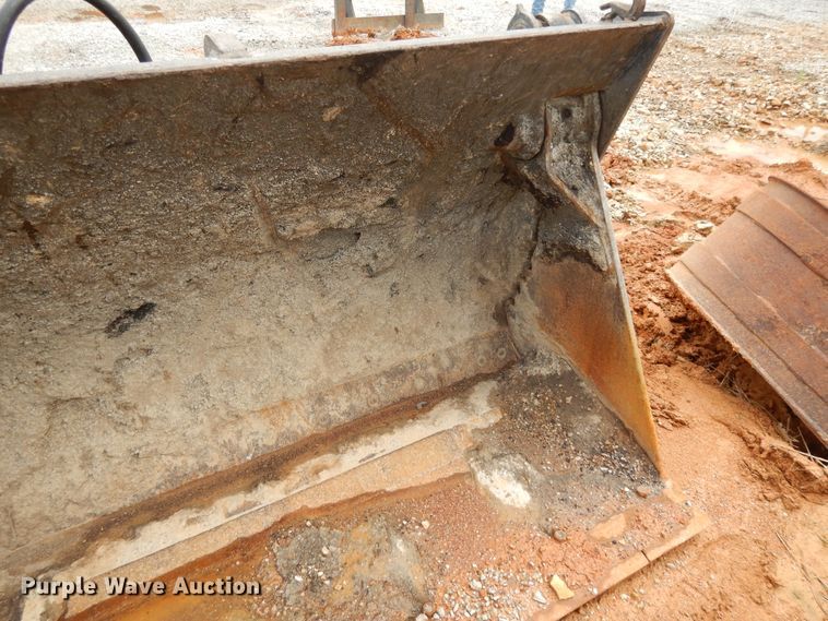 image for item DE5775 2004 John Deere 444J  wheel loader